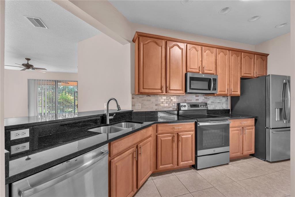 107 Shell Falls Drive Apollo Beach, FL 33572 - Photo 3 of 54