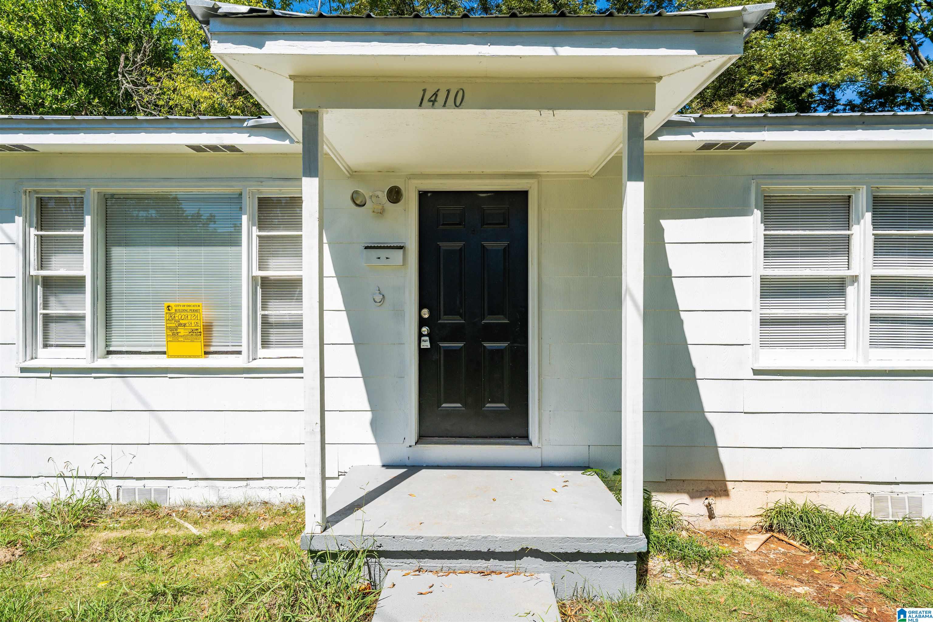 1410 College Street Southeast Decatur, AL 35601 - Photo 3 of 12