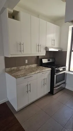 $2,300 | 76 Bay 23rd Street, Unit B2 | Bath Beach