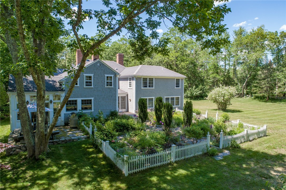 9 Brookside Lane Little Compton, RI 02837 - Photo 2 of 50