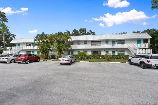 $126,000 | 2929 Southeast Ocean Boulevard, Unit 1044, Stuart, FL 34996