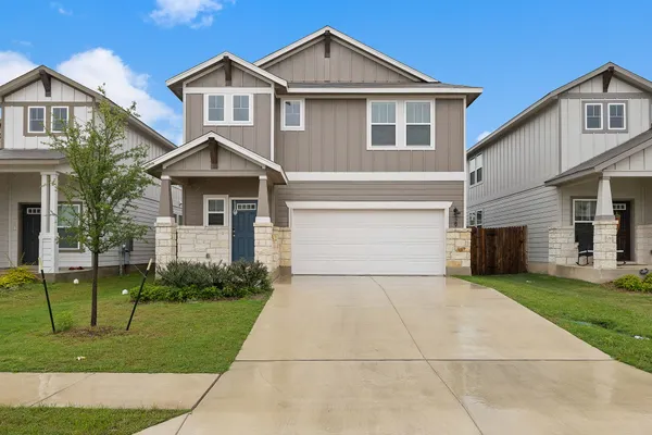 $2,100 | 129 Greenway Drive, Georgetown, TX 78628