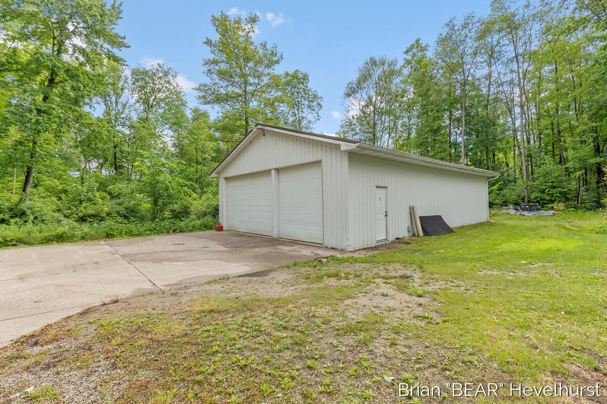 3511 Engle Road Middleville, MI 49333 - Photo 34 of 39