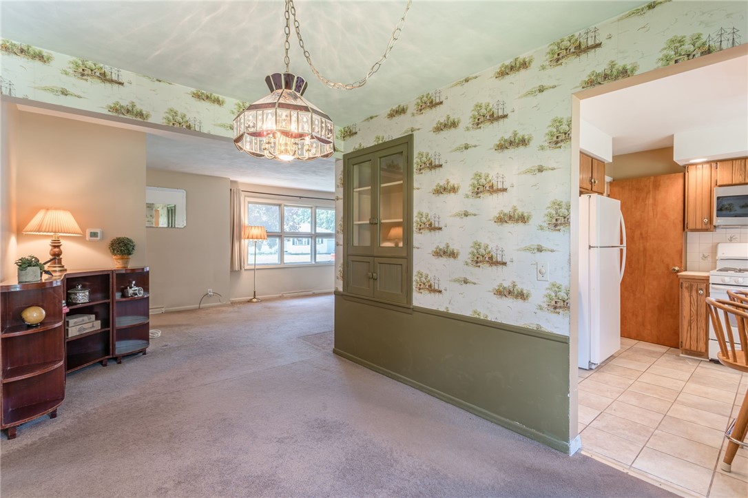 106 Harmony Lane Irondequoit, NY 14622 - Photo 12 of 31