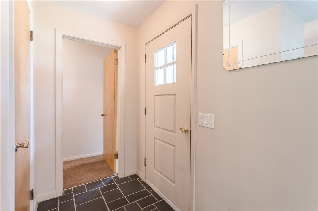 106 Harmony Lane Irondequoit, NY 14622 - Photo 16 of 31