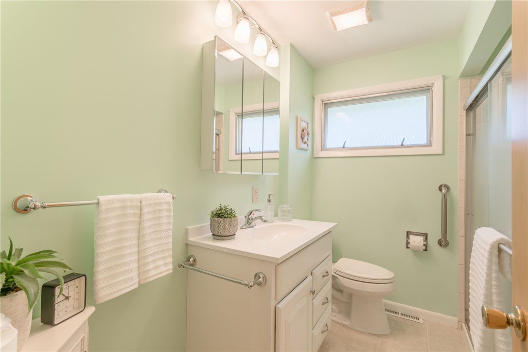 106 Harmony Lane Irondequoit, NY 14622 - Photo 19 of 31