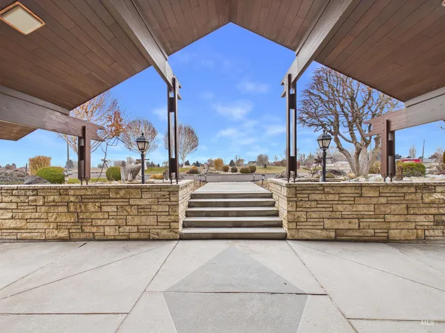 $1,250,000 | 35 Van Engelen Drive, Burley, ID 83318