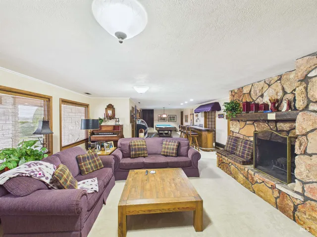 $1,250,000 | 35 Van Engelen Drive, Burley, ID 83318