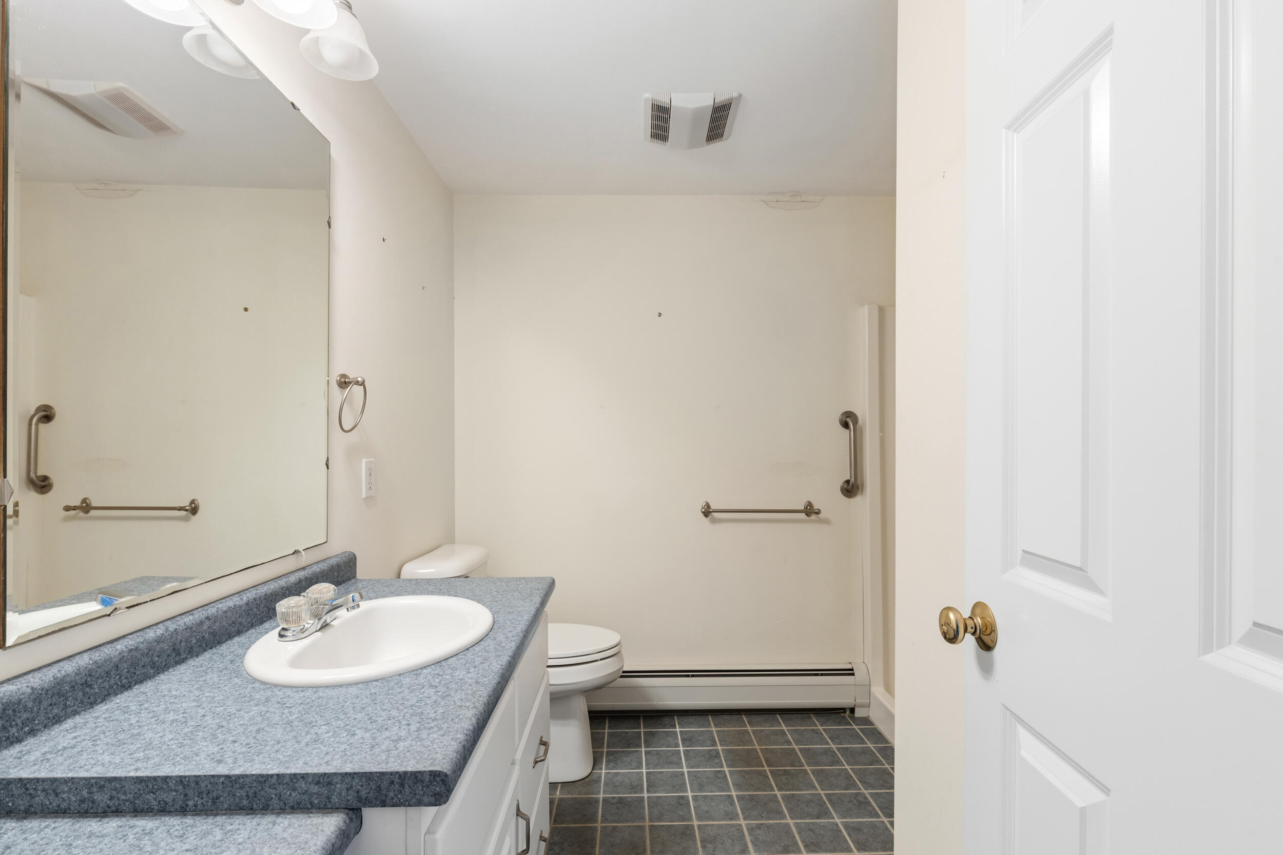 20 Celebration Court, Unit 6 Portland, ME 04102 - Photo 16 of 19 Primary Bath