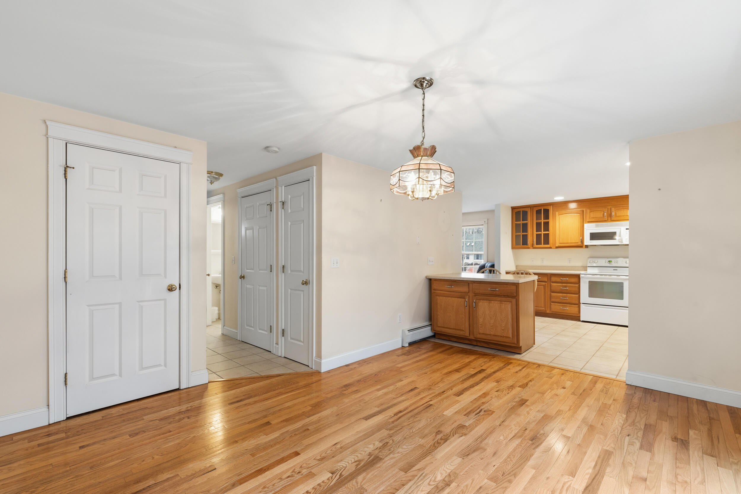 20 Celebration Court, Unit 6 Portland, ME 04102 - Photo 10 of 19 20 celebration ct, portland, me 04102, u