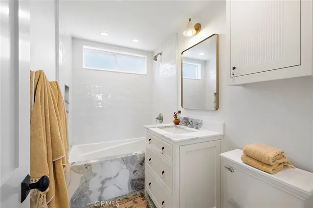 $3,995,000 | 3053 Nestall Road, Laguna Beach, CA 92651