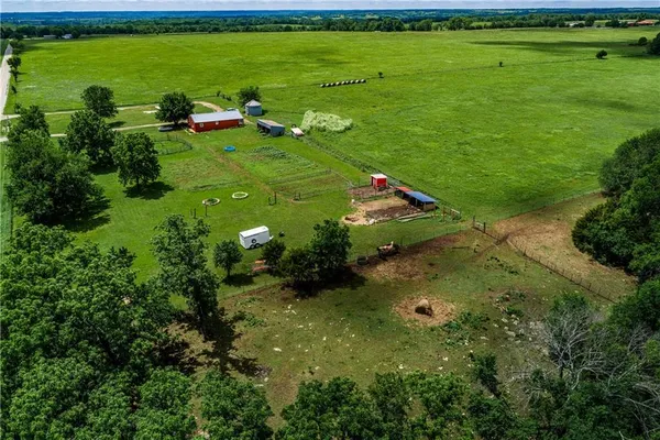 $349,000 | 4038 Lee Road, Mound City, KS 66056