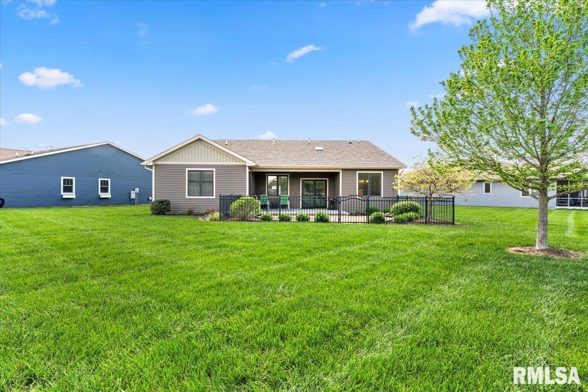 3901 Waterstone Way Springfield, IL 62711 - Photo 34 of 40