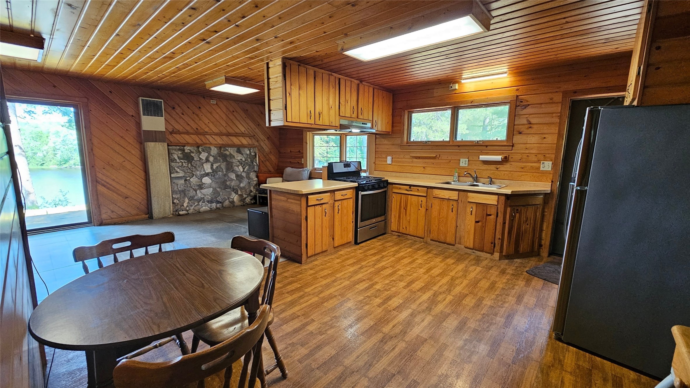 3555 North Birch Lane Radisson, WI 54867 - Photo 7 of 38