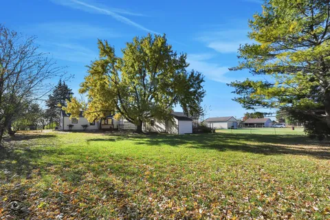 $475,000 | 748 73rd Court, Willowbrook, IL 60527