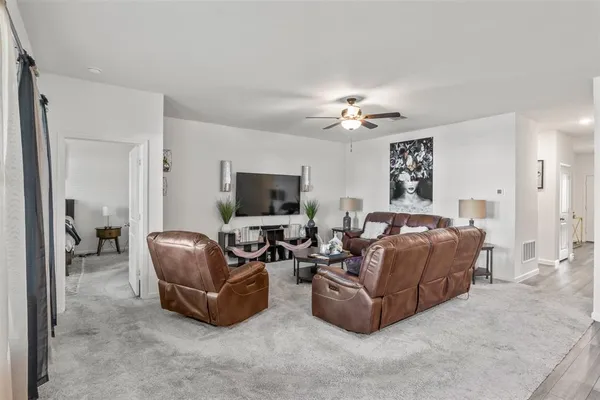 $2,500 | 10357 Rosegreen Lane, Fort Worth, TX 76036