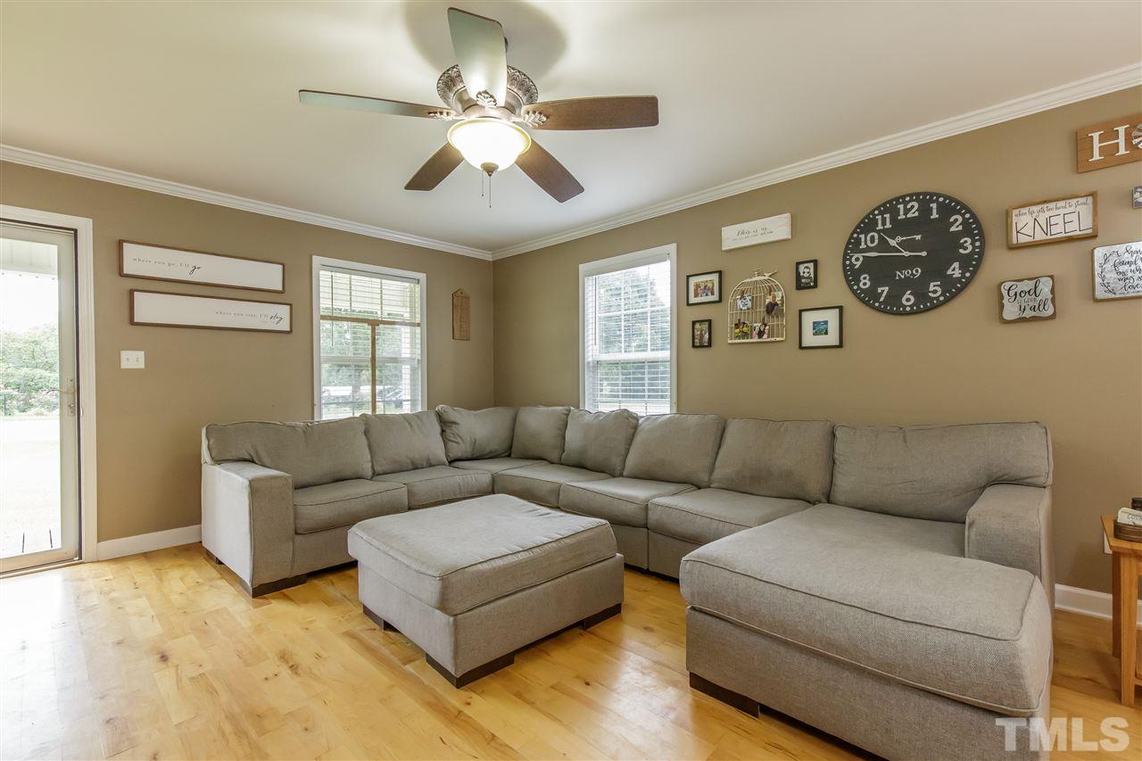 3225 Mansfield Road Burlington, NC 27217 - Photo 3 of 27 Gallery Image 3