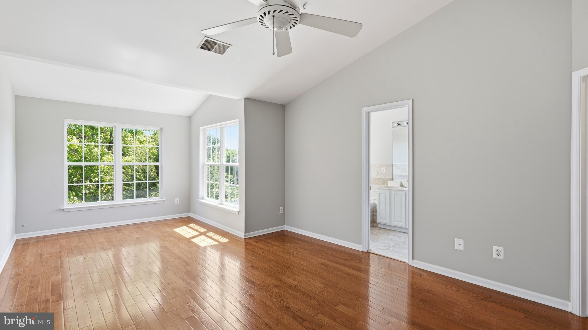 8100 Cerromar Way Gainesville, VA 20155 - Photo 19 of 41