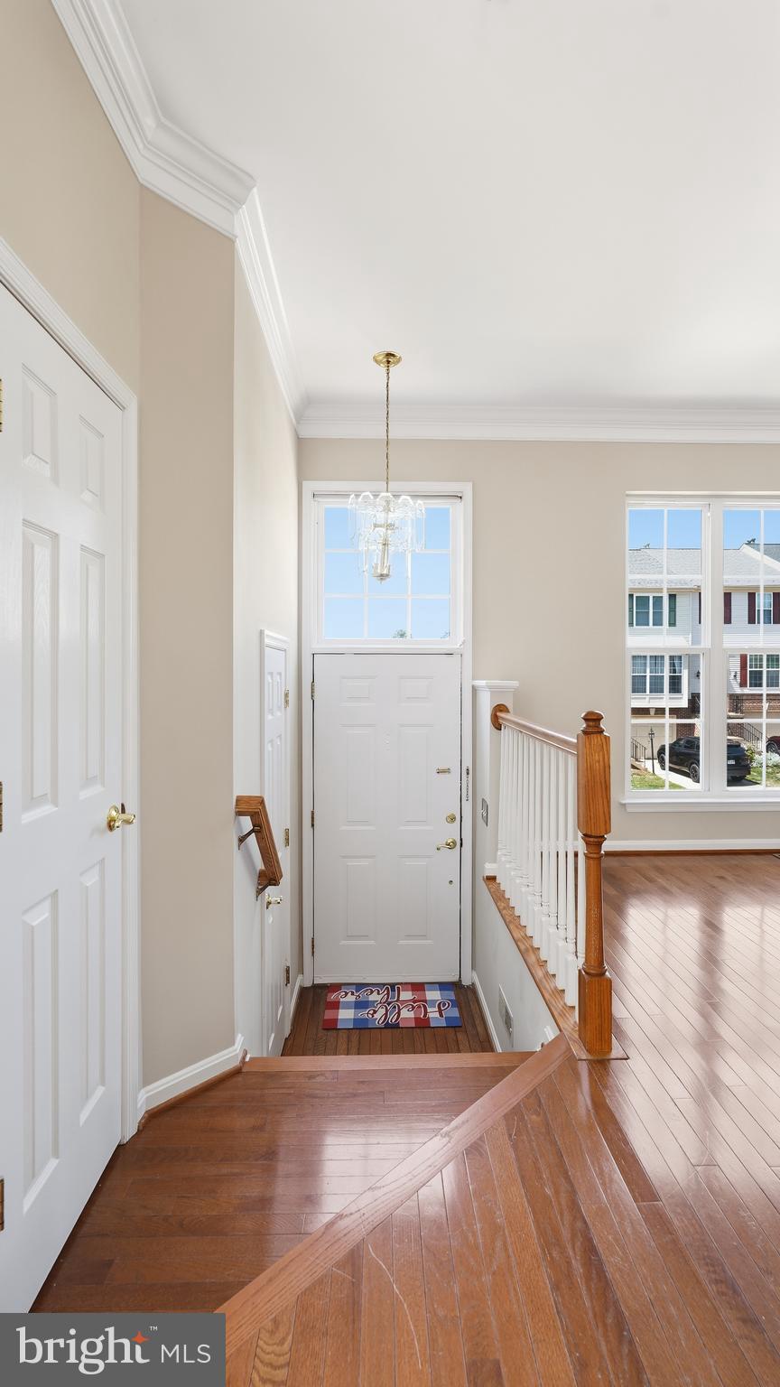 8100 Cerromar Way Gainesville, VA 20155 - Photo 2 of 41