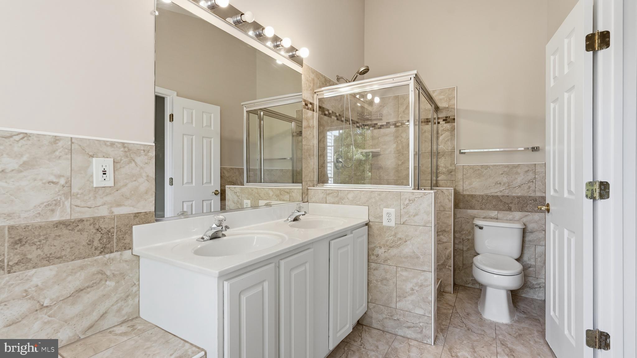 8100 Cerromar Way Gainesville, VA 20155 - Photo 23 of 41