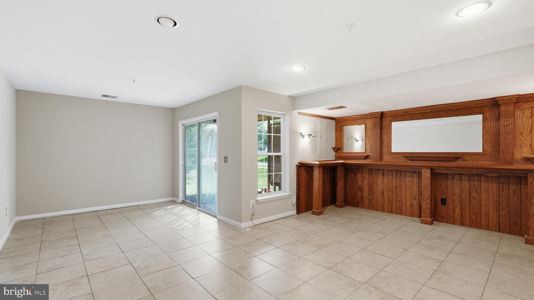 8100 Cerromar Way Gainesville, VA 20155 - Photo 35 of 41