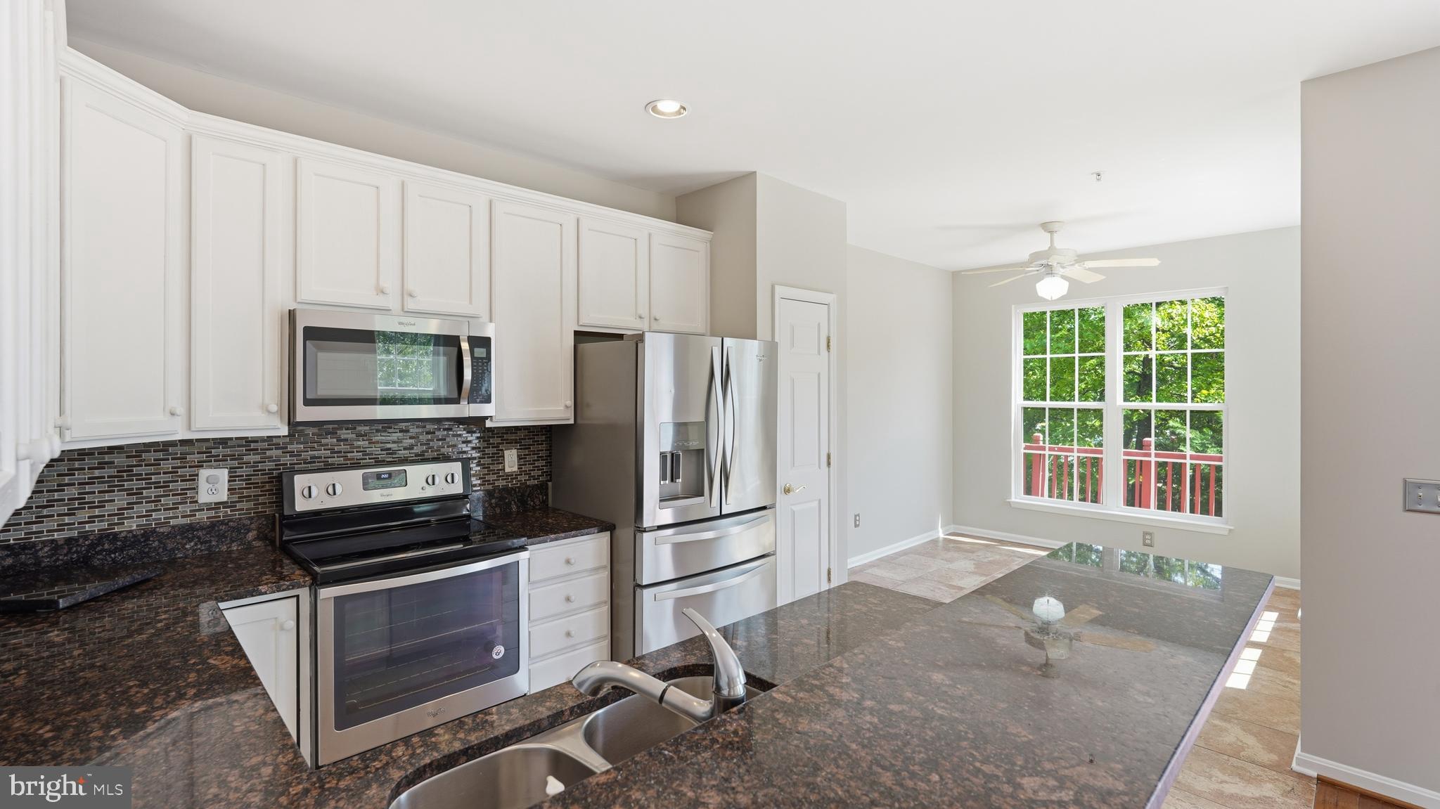 8100 Cerromar Way Gainesville, VA 20155 - Photo 9 of 41