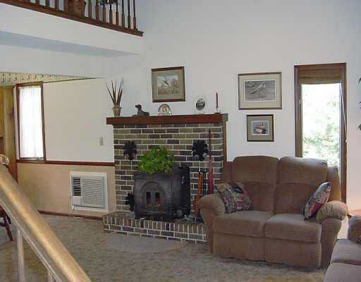 8512 Popp Road Fort Wayne, IN 46845 - Photo 4 of 8