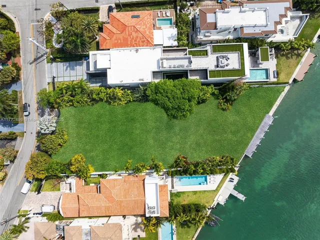 $15,750,000 | 9224 Bay Drive, Surfside, FL 33154