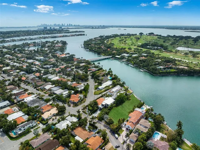 $15,750,000 | 9224 Bay Drive, Surfside, FL 33154