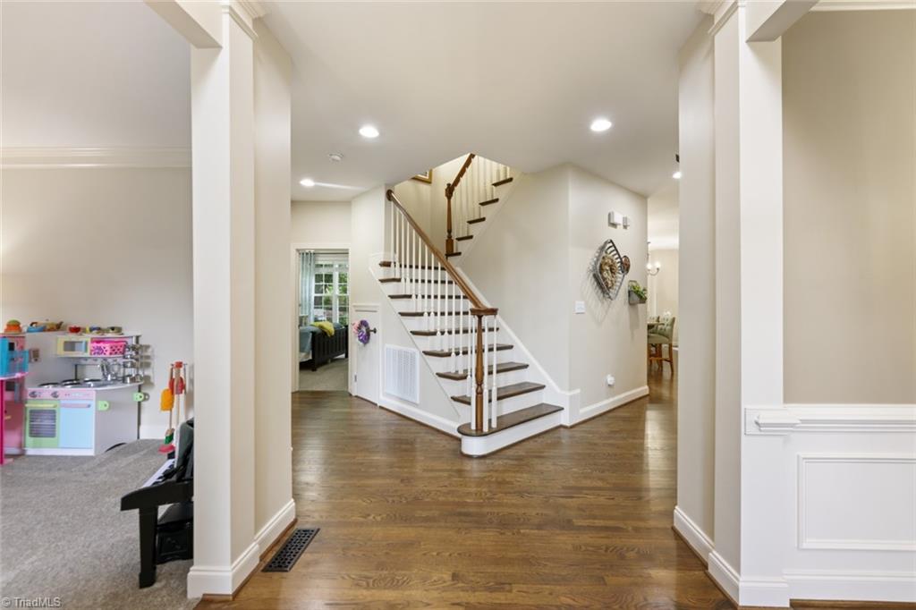 7887 Newhaven Drive Oak Ridge, NC 27310 - Photo 3 of 48