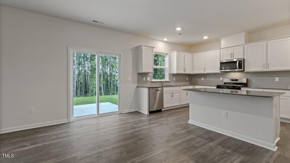 837 Comice Pear Way Willow Spring, NC 27592 - Photo 7 of 33 Dining Area
