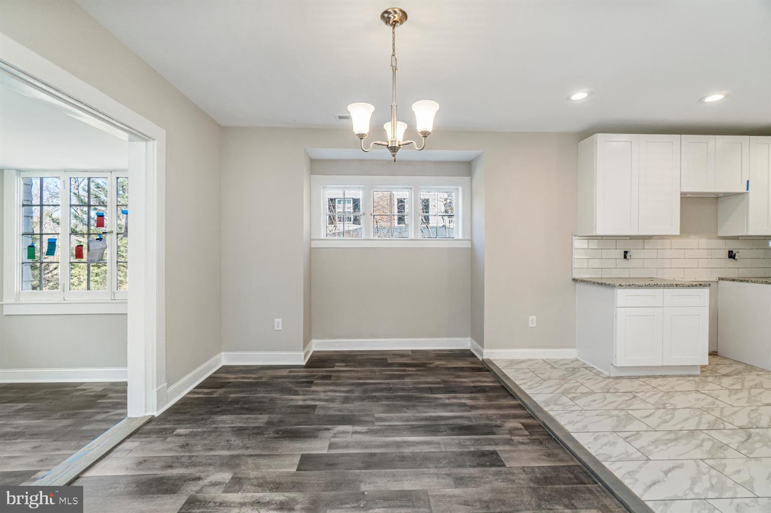 5409 Falls Rd Terrace Baltimore, MD 21210 - Photo 11 of 37