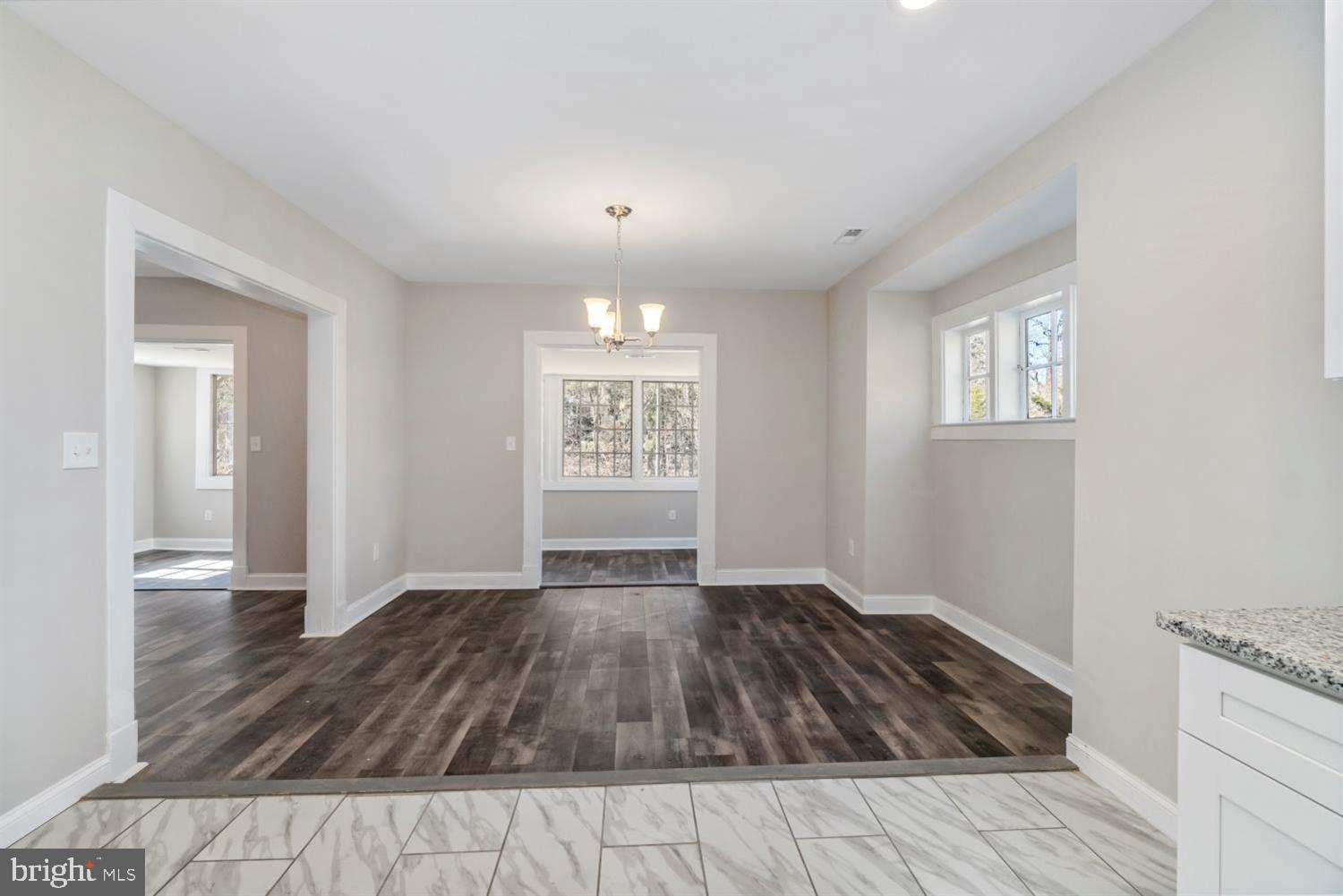 5409 Falls Rd Terrace Baltimore, MD 21210 - Photo 17 of 37