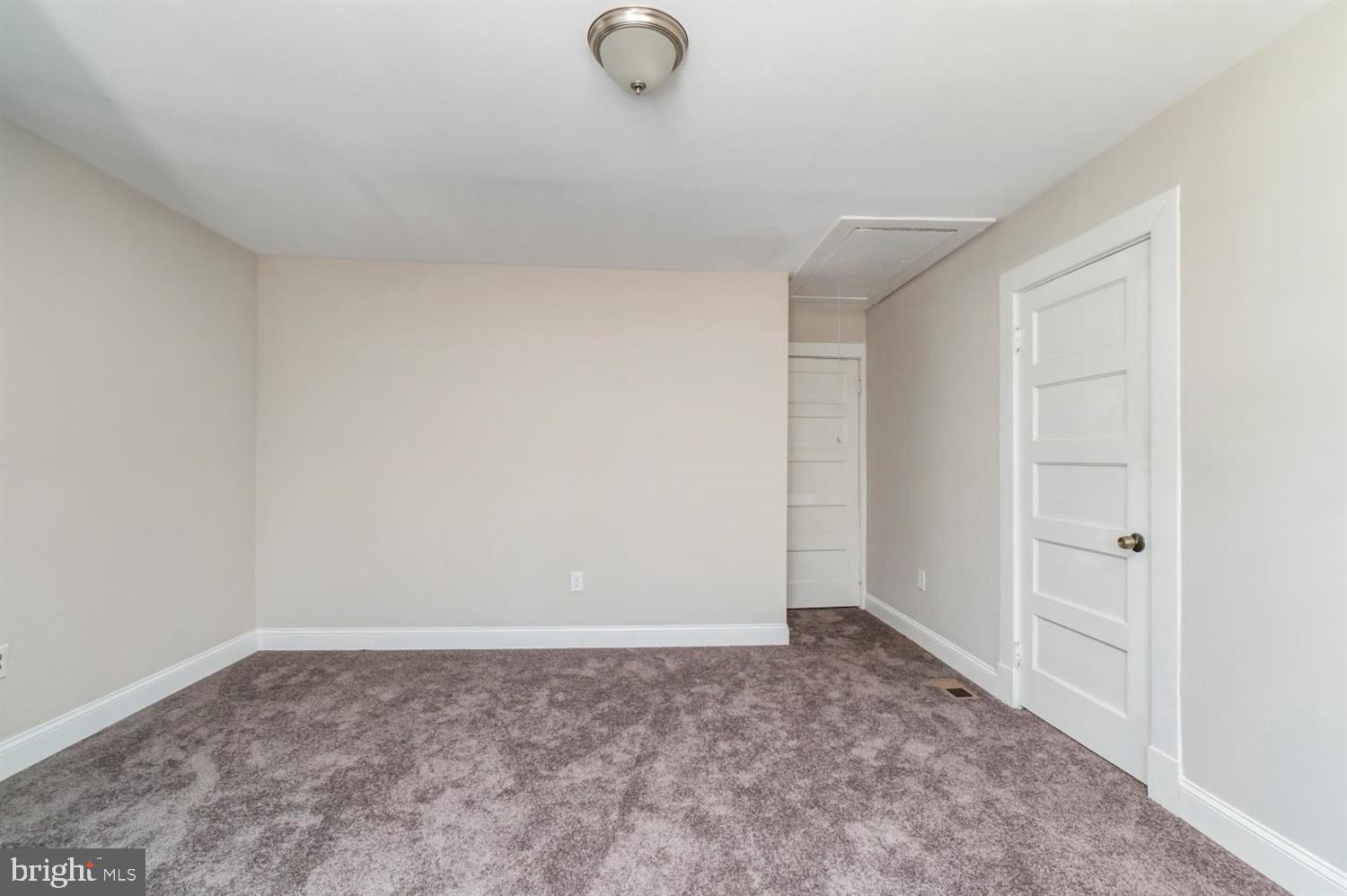 5409 Falls Rd Terrace Baltimore, MD 21210 - Photo 21 of 37