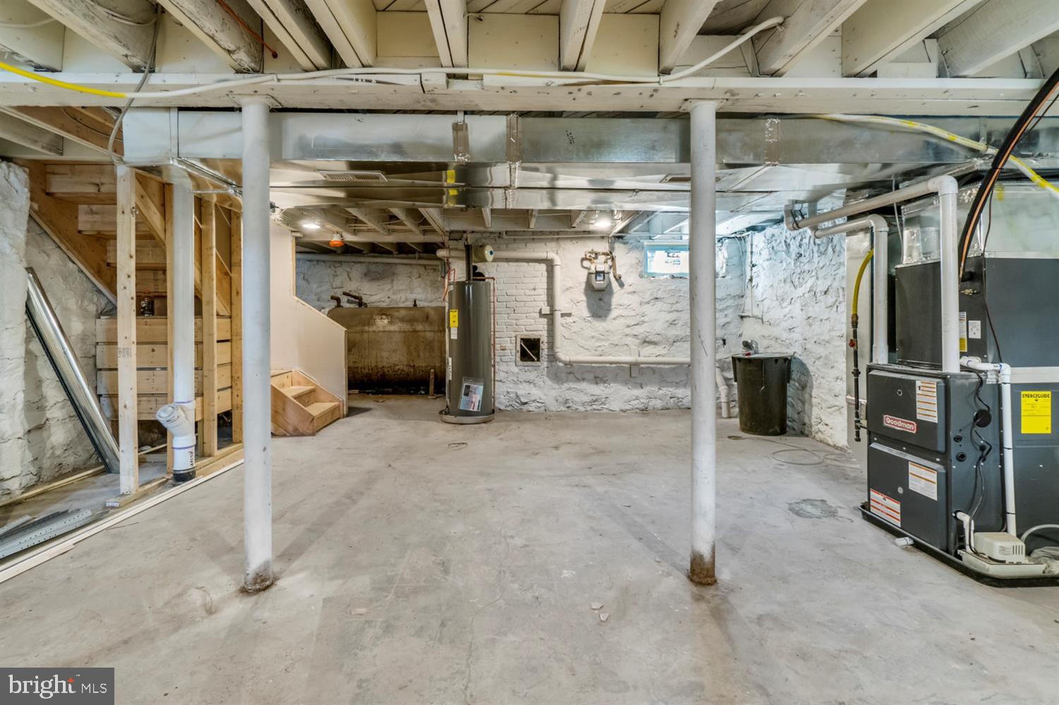 5409 Falls Rd Terrace Baltimore, MD 21210 - Photo 29 of 37