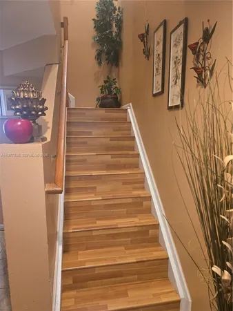 $328,500 | Collier City, Pompano Beach, FL 33069