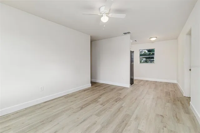 $219,950 | 1664 Bayview Drive, Lakeland, FL 33805