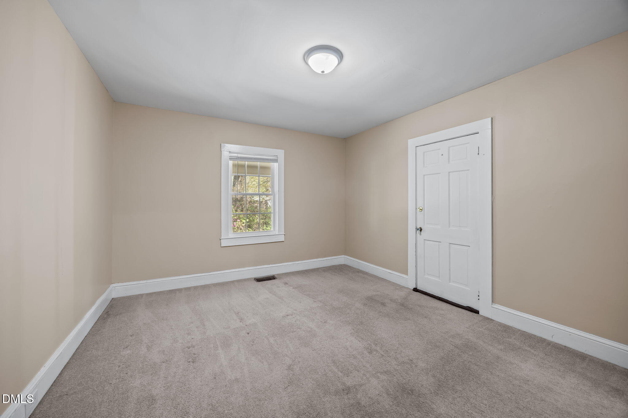302 West Main Street Micro, NC 27576 - Photo 36 of 52 43-web-or-mls-IMG_6778
