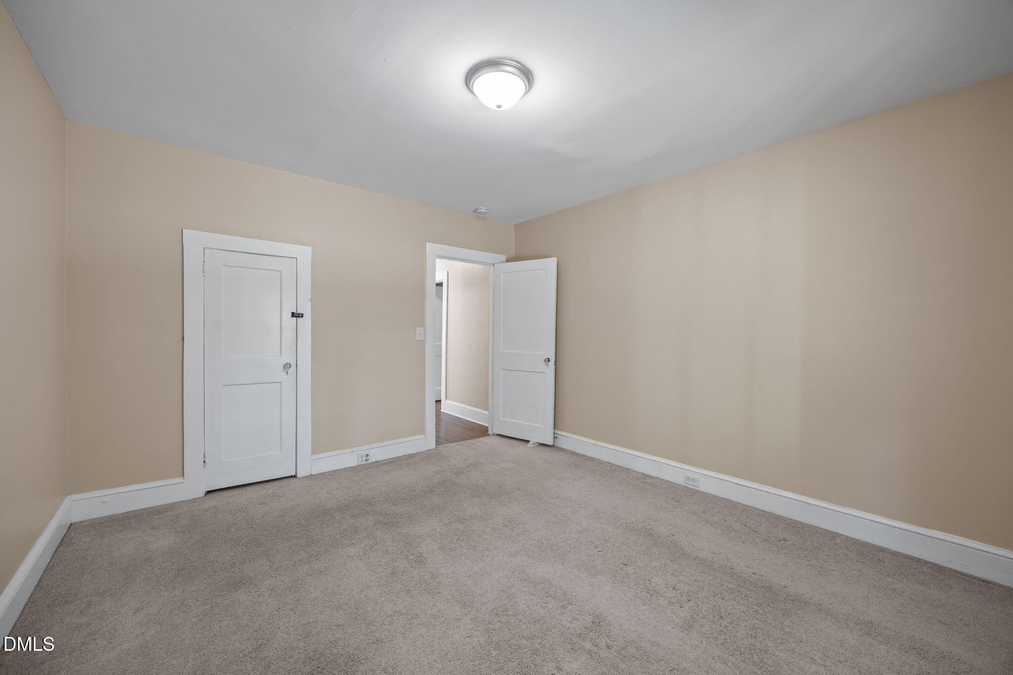 302 West Main Street Micro, NC 27576 - Photo 39 of 52 46-web-or-mls-IMG_6787
