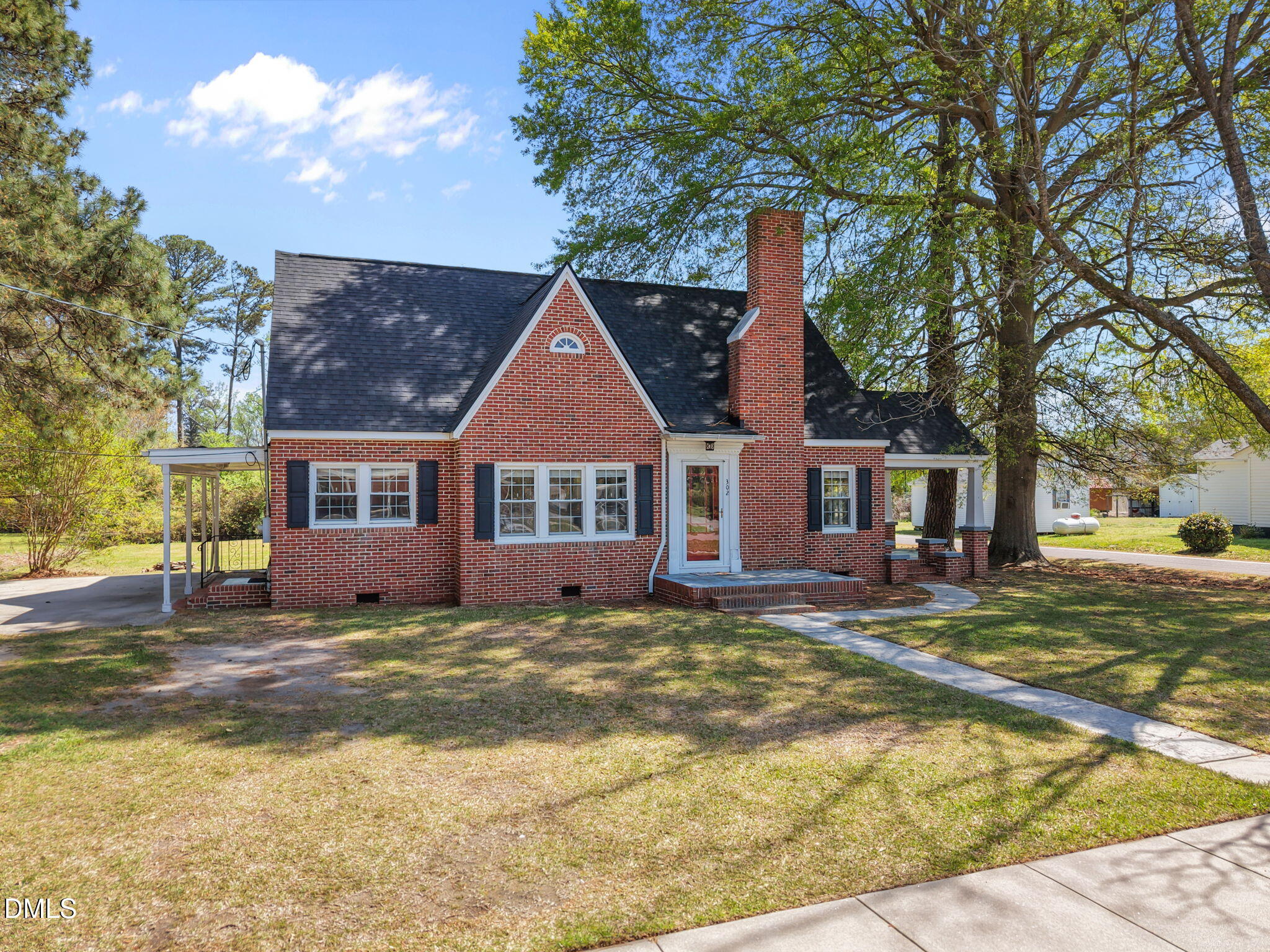 302 West Main Street Micro, NC 27576 - Photo 4 of 52 4-web-or-mls-DJI_20260401120544_0816_D