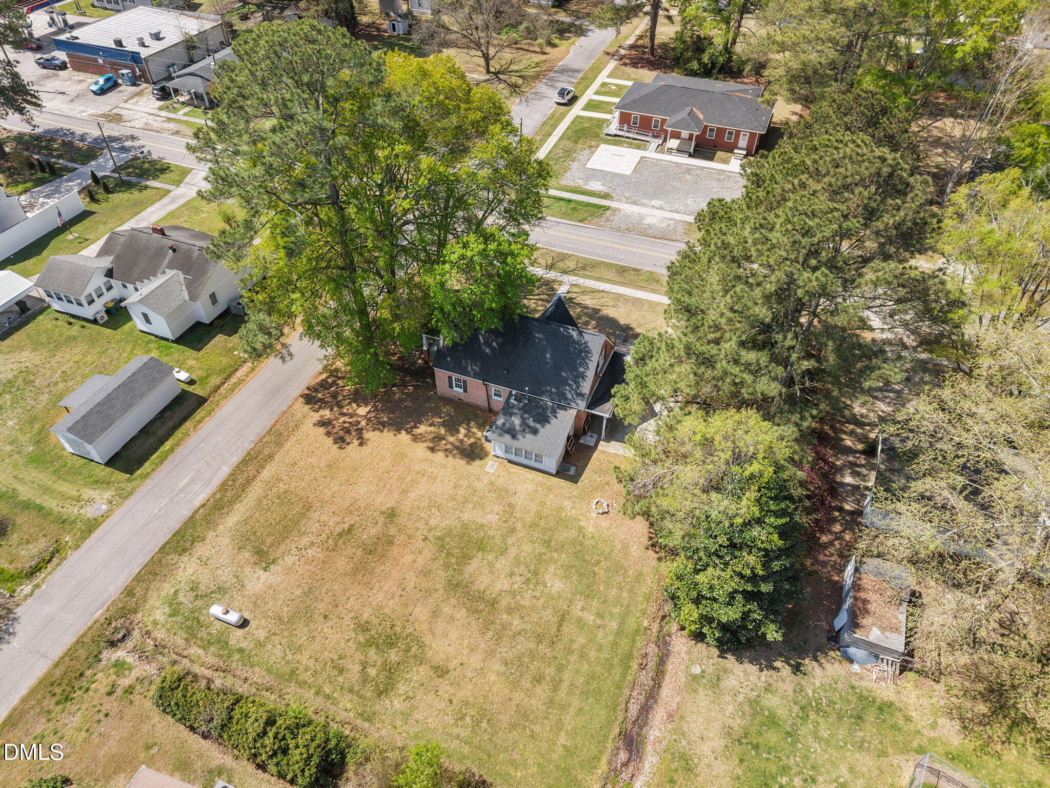 302 West Main Street Micro, NC 27576 - Photo 48 of 52 13-web-or-mls-DJI_20260401121000_0830_D