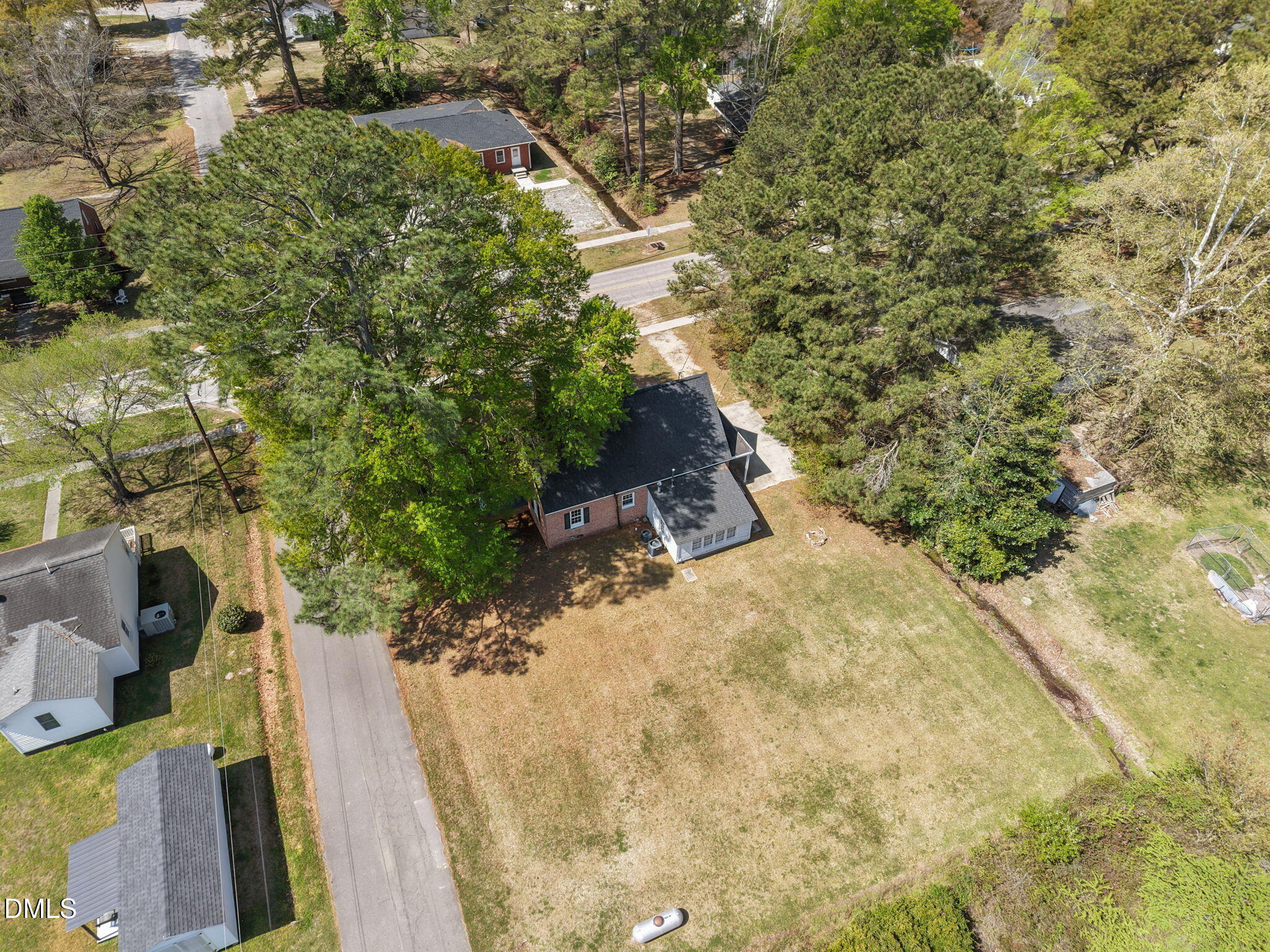 302 West Main Street Micro, NC 27576 - Photo 49 of 52 14-web-or-mls-DJI_20260401121023_0831_D
