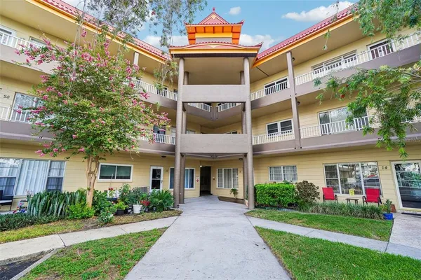 $129,900 | 2402 Ecuadorian Way, Unit 28, Clearwater, FL 33763