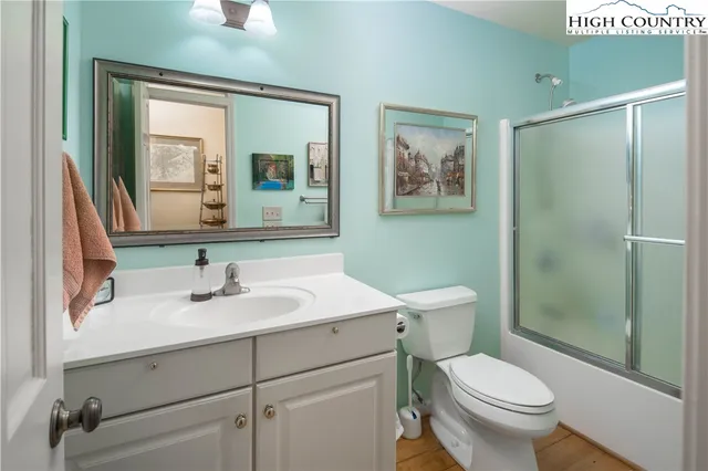 $745,000 | 105 Clary Court, Unit 8, Blowing Rock, NC 28605