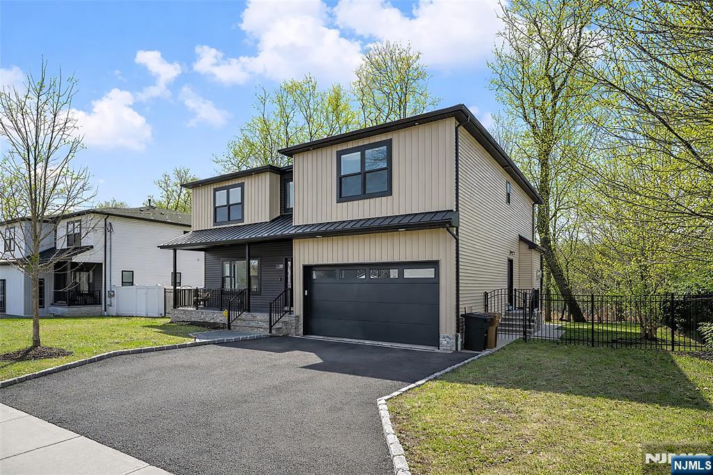 129 Rivervale Road River Vale, NJ 07675 - Photo 3 of 29