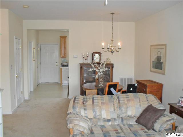 129 Forest Ridge Road, Unit 13 Mooresville, NC 28117 - Photo 4 of 9 Gallery Image 4
