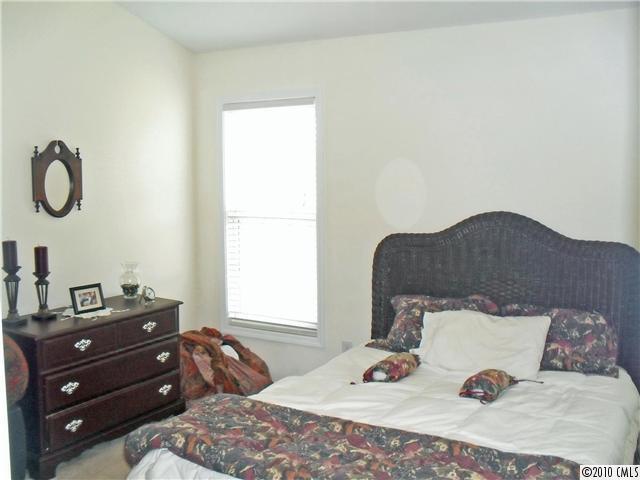 129 Forest Ridge Road, Unit 13 Mooresville, NC 28117 - Photo 8 of 9 Gallery Image 8
