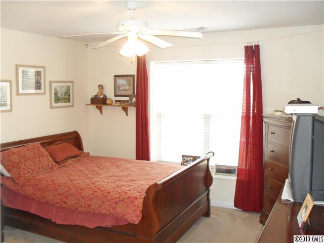 129 Forest Ridge Road, Unit 13 Mooresville, NC 28117 - Photo 9 of 9 Gallery Image 9