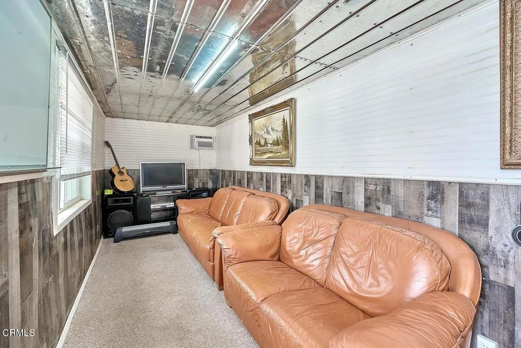 9125 Mesa Road Lucerne Valley, CA 92356 - Photo 19 of 55 a living room with furniture