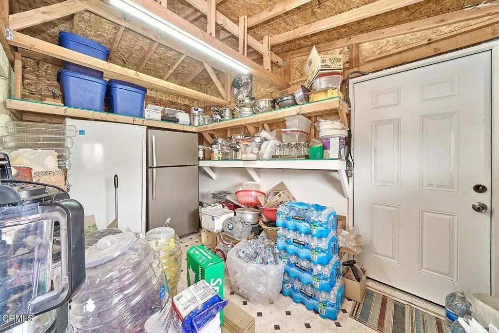 9125 Mesa Road Lucerne Valley, CA 92356 - Photo 28 of 55